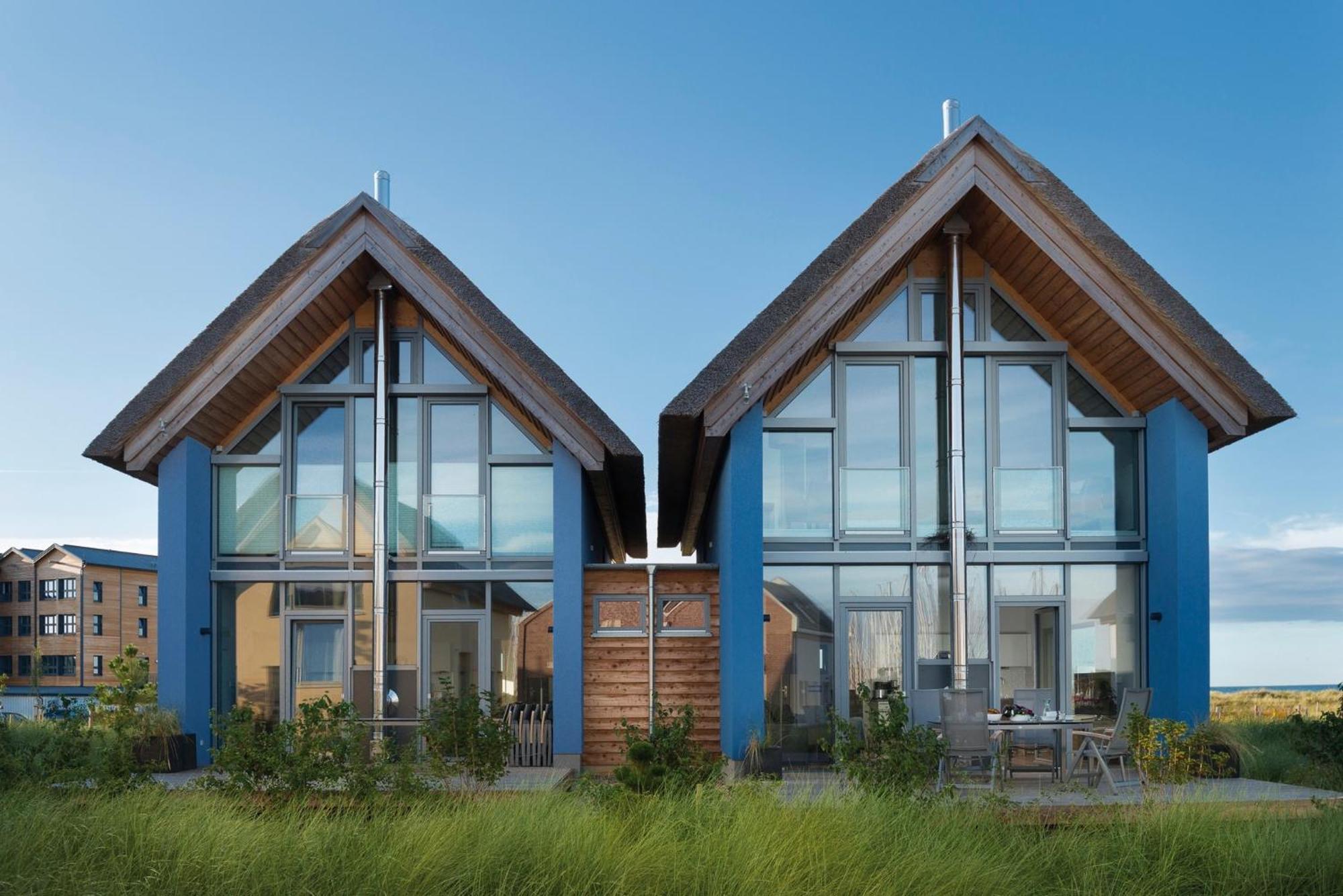 Ostsee - Reetdachhaus Nr 36 "Warder" Im Strand Resort Heiligenhafen Bagian luar foto