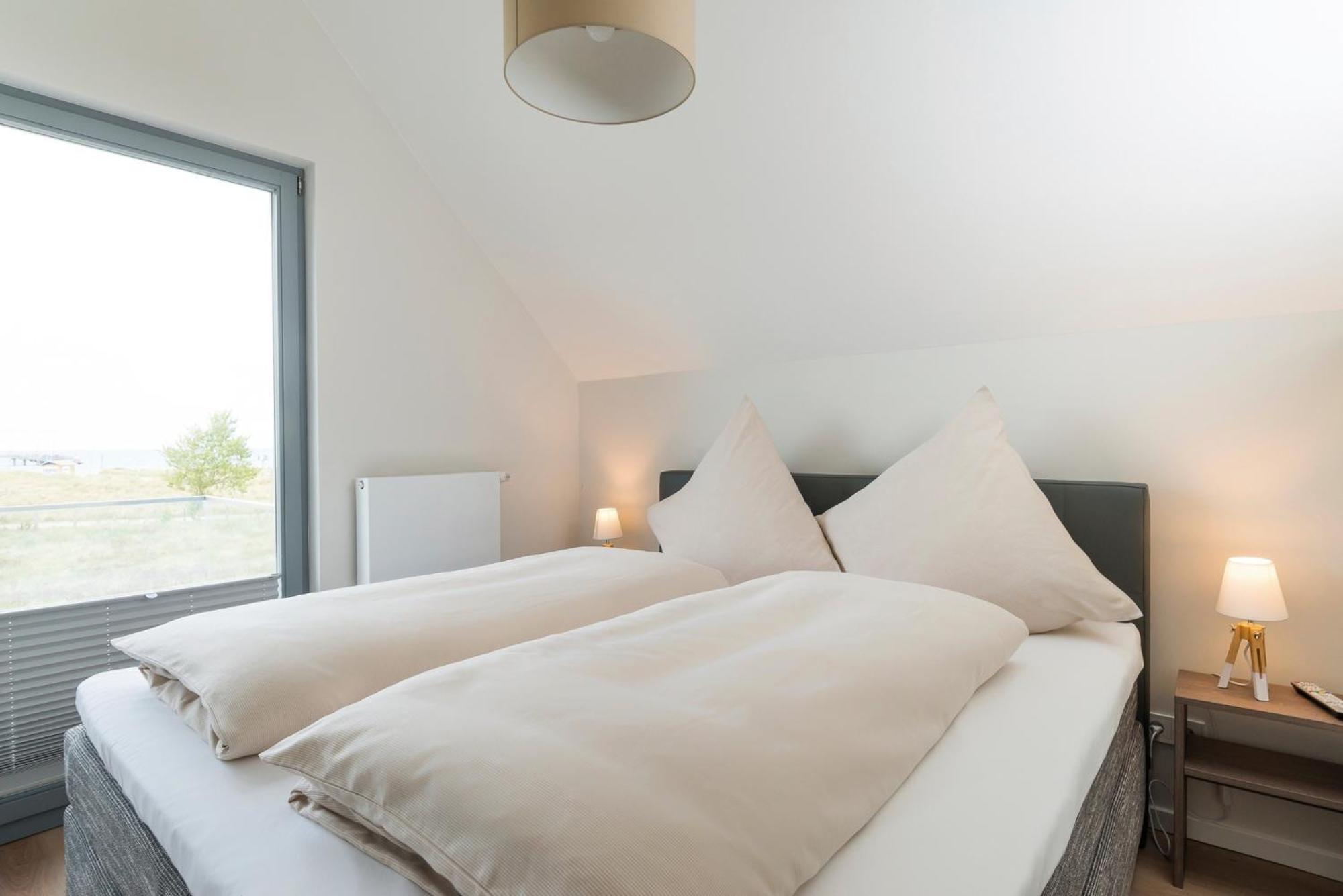 Ostsee - Reetdachhaus Nr 36 "Warder" Im Strand Resort Heiligenhafen Bagian luar foto